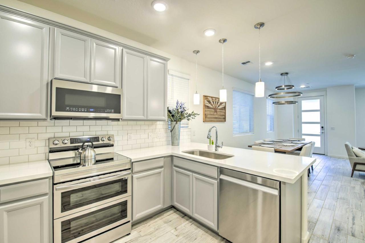 New-Build Chandler Townhome Pool And Hot Tub Access 외부 사진