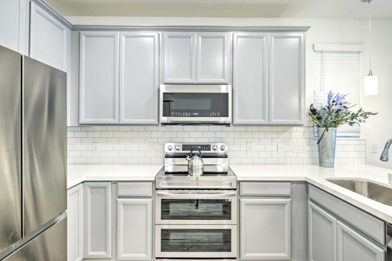 New-Build Chandler Townhome Pool And Hot Tub Access 외부 사진